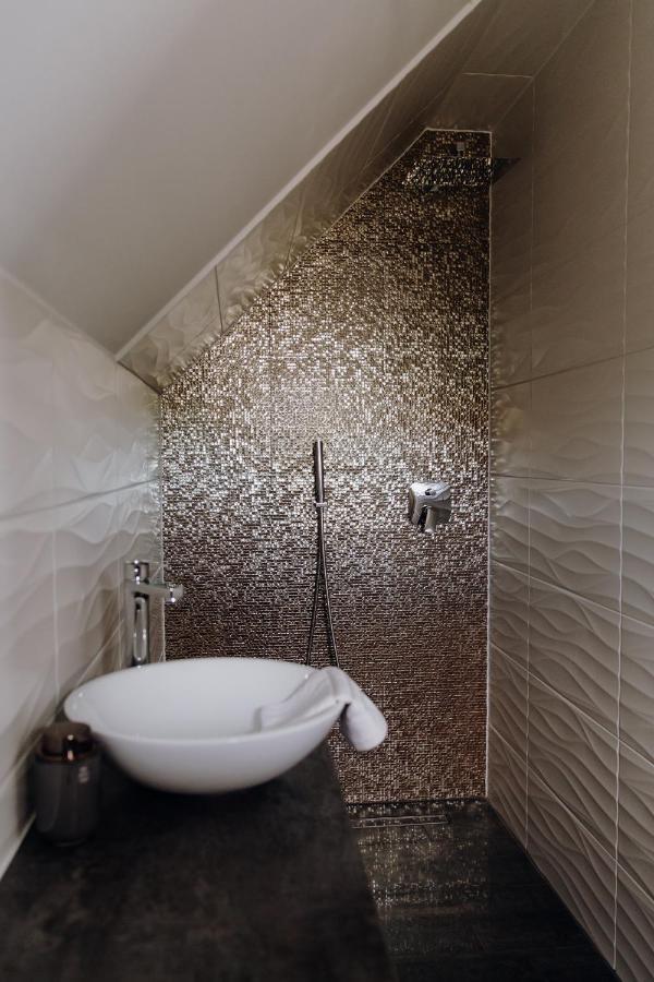 Nyírfa Apartman Vonyarcvashegy Exterior foto
